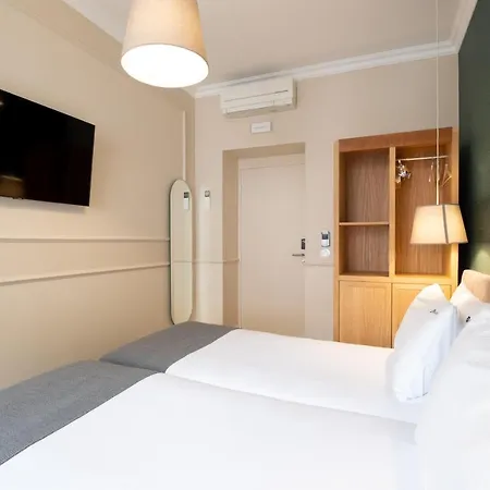 Rossio Flh 4*